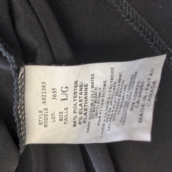 ⭐ 3/$12⭐ Jacob Off Shoulder Top - Picture 4 of 4